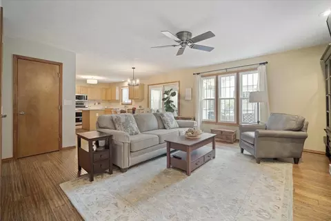 1024 Kings Mill Rd, Normal, IL 61761 photo 10