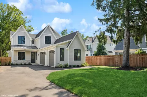2119 Wilmette Ave, Wilmette, IL 60091