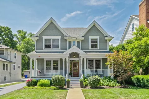 246 N Kenilworth Ave, Glen Ellyn, IL 60137