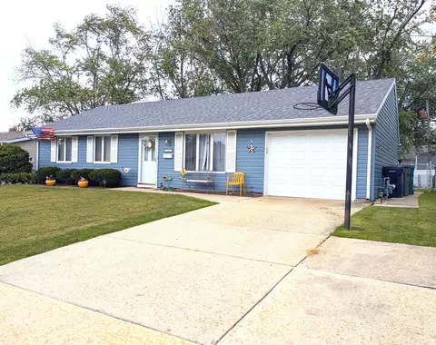 15133 Huntington Ct, Orland Park, IL 60462