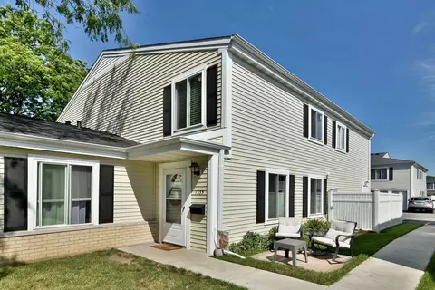 1535 Cove Dr #190C, Prospect Heights, IL 60070
