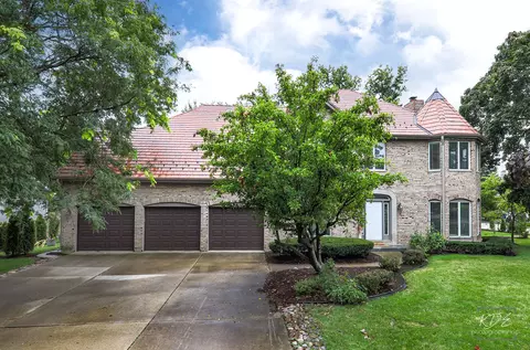 5701 Astony Ct, Hinsdale, IL 60521