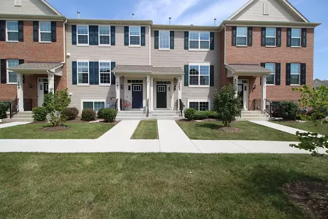 165 Lakeshore Dr, Oswego, IL 60543