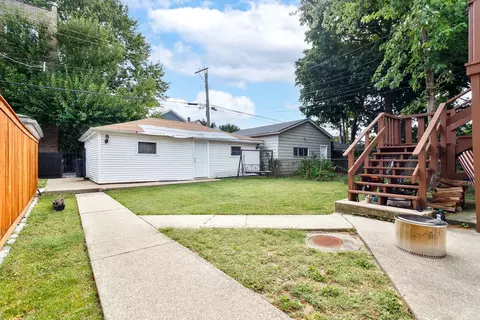 Exterior - 3039 N Christiana Ave, Chicago, IL 60618 photo 3 of 5