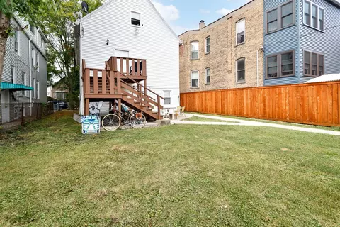 Exterior - 3039 N Christiana Ave, Chicago, IL 60618 photo 2 of 5