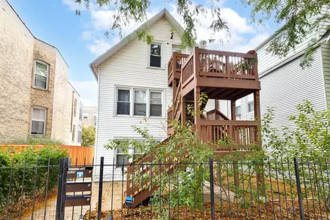 3039 N Christiana Ave, Chicago, IL 60618