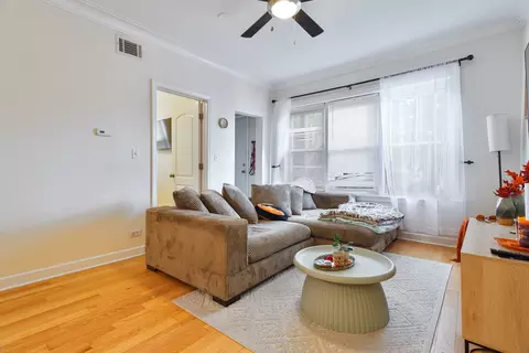 Living - 3039 N Christiana Ave, Chicago, IL 60618 photo 6 of 10