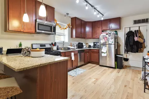 Kitchen - 3039 N Christiana Ave, Chicago, IL 60618 photo 4 of 8