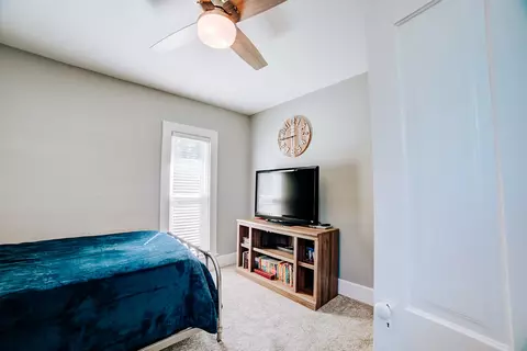 310 E Locust St, Watseka, IL 60970 photo 40