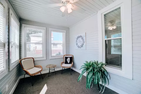 310 E Locust St, Watseka, IL 60970 photo 10