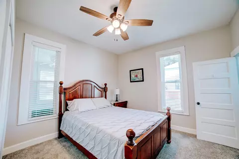 310 E Locust St, Watseka, IL 60970 photo 31