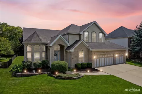 5320 Velvet Bent Ct, Naperville, IL 60564