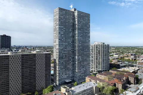 655 W Irving Park Rd #508, Chicago, IL 60613