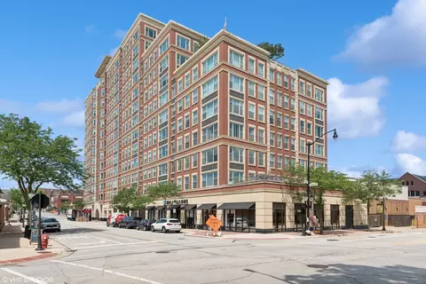 77 S Evergreen Ave #410, Arlington Heights, IL 60005