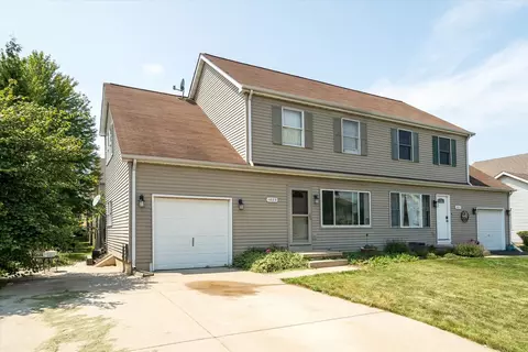 1023 Emmsen Dr, Sycamore, IL 60178