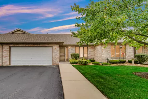 160 Batson Ct, New Lenox, IL 60451