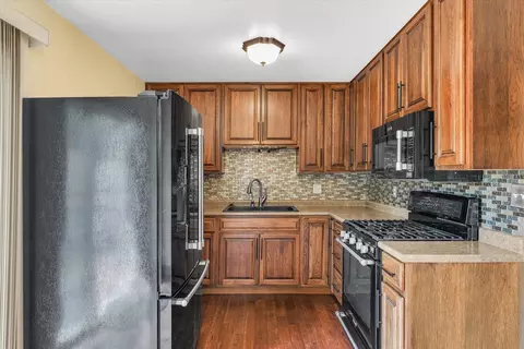 Kitchen - 399 Church St, Danforth, IL 60930 photo 2 of 2