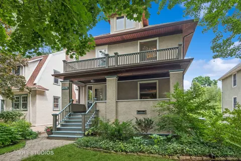 1575 Florence Ave, Evanston, IL 60201