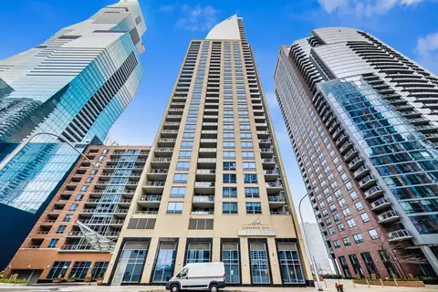 420 E Waterside Dr #3812, Chicago, IL 60601