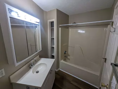 311 S Towanda Ave #17, Normal, IL 61761 photo 12