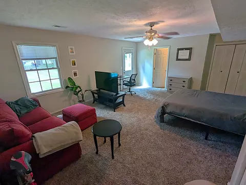 311 S Towanda Ave #17, Normal, IL 61761 photo 5