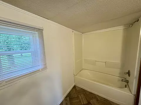 319 E North St, Sheffield, IL 61361 photo 14