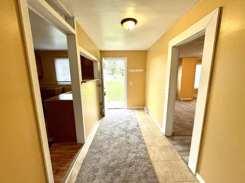 319 E North St, Sheffield, IL 61361 photo 4