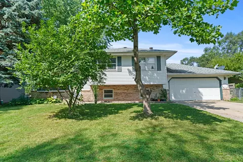1790 Daisy St, Aurora, IL 60505