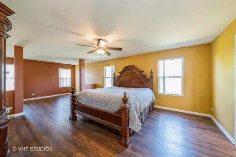 Bedroom - 2020 Norwich Dr, Bartlett, IL 60103 photo 1 of 4