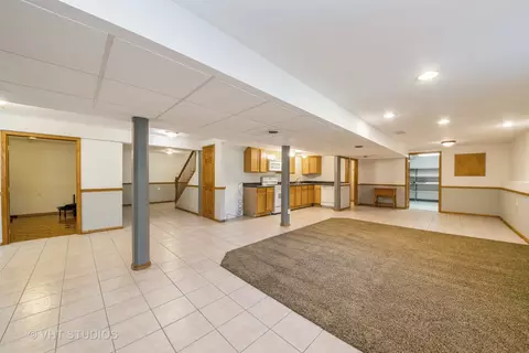 Other - 2020 Norwich Dr, Bartlett, IL 60103 photo 1 of 3