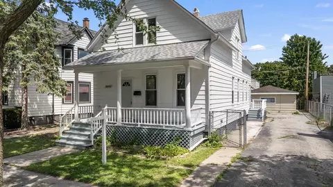 8643 Ferris Ave, Morton Grove, IL 60053