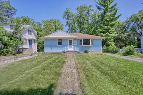 1118 E Woodrow Ave, Lombard, IL 60148