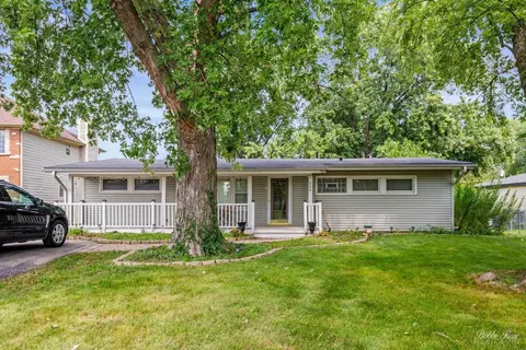 339 Elmhurst St, Wood Dale, IL 60191