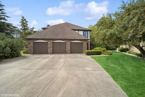 1900 Franklin Dr, Glenview, IL 60026