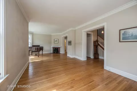 558 Forest Ave, River Forest, IL 60305 photo 5