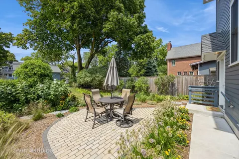 558 Forest Ave, River Forest, IL 60305 photo 32