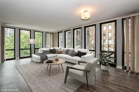 1 E Scott St #409, Chicago, IL 60610 photo 4