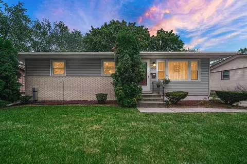 3033 189th St, Lansing, IL 60438
