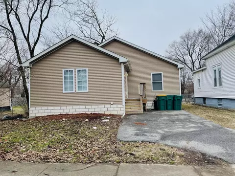 319 S Joliet St, Joliet, IL 60436