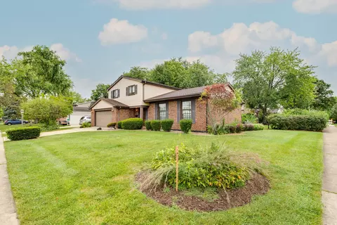 1331 S Kaspar Ave, Arlington Heights, IL 60005