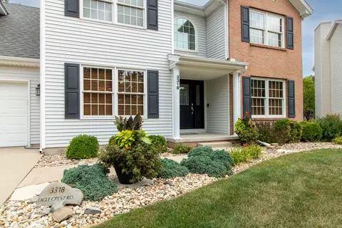 Exterior - 3318 Eagle Crest Rd, Bloomington, IL 61704 photo 12 of 12