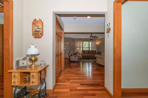 Entry Way - 3318 Eagle Crest Rd, Bloomington, IL 61704 photo 1 of 2