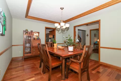 Dining - 3318 Eagle Crest Rd, Bloomington, IL 61704 photo 4 of 4