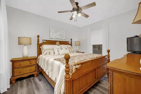 Bedroom - 603 Oak St, Morris, IL 60450 photo 3 of 5