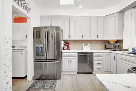 Kitchen - 603 Oak St, Morris, IL 60450 photo 1 of 4