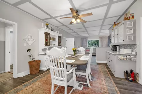 Dining - 603 Oak St, Morris, IL 60450 photo 2 of 4