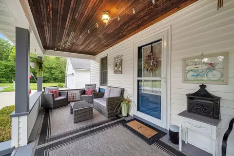 Exterior - 603 Oak St, Morris, IL 60450 photo 4 of 7