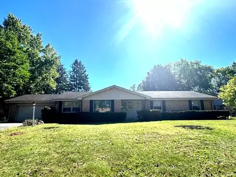 200 Forsythe Ln, Dekalb, IL 60115