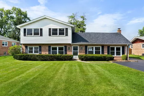 3652 W 117th St, Alsip, IL 60803