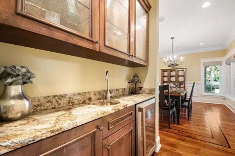 1115 Warrington Rd, Deerfield, IL 60015 photo 5
